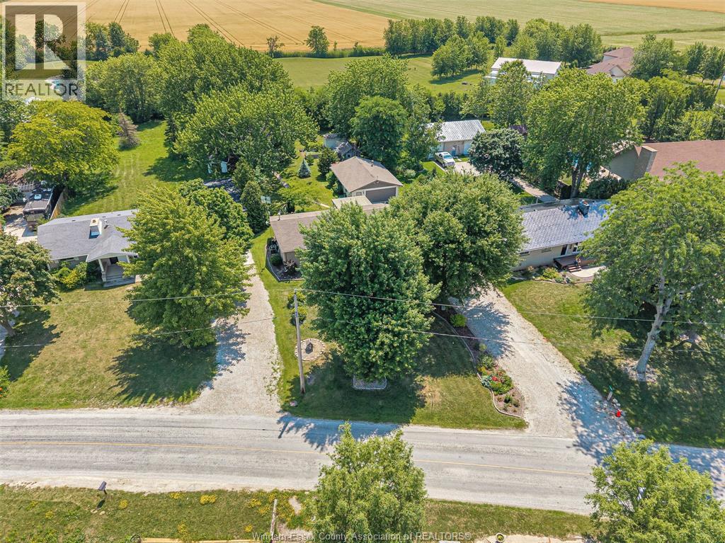 316 EAST RUSCOM RIVER ROAD - 34