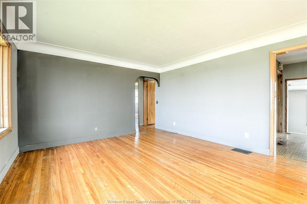 209 SANDWICH STREET North - 14
