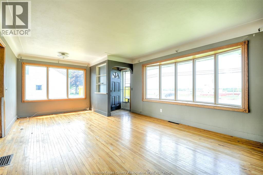 209 SANDWICH STREET North - 15