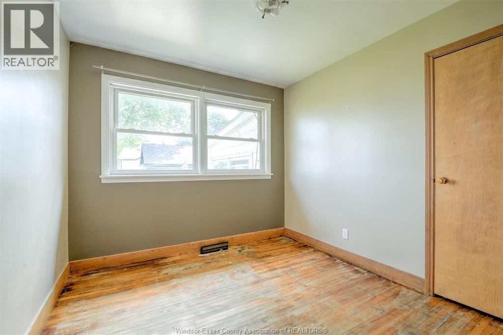 209 SANDWICH STREET North - 17