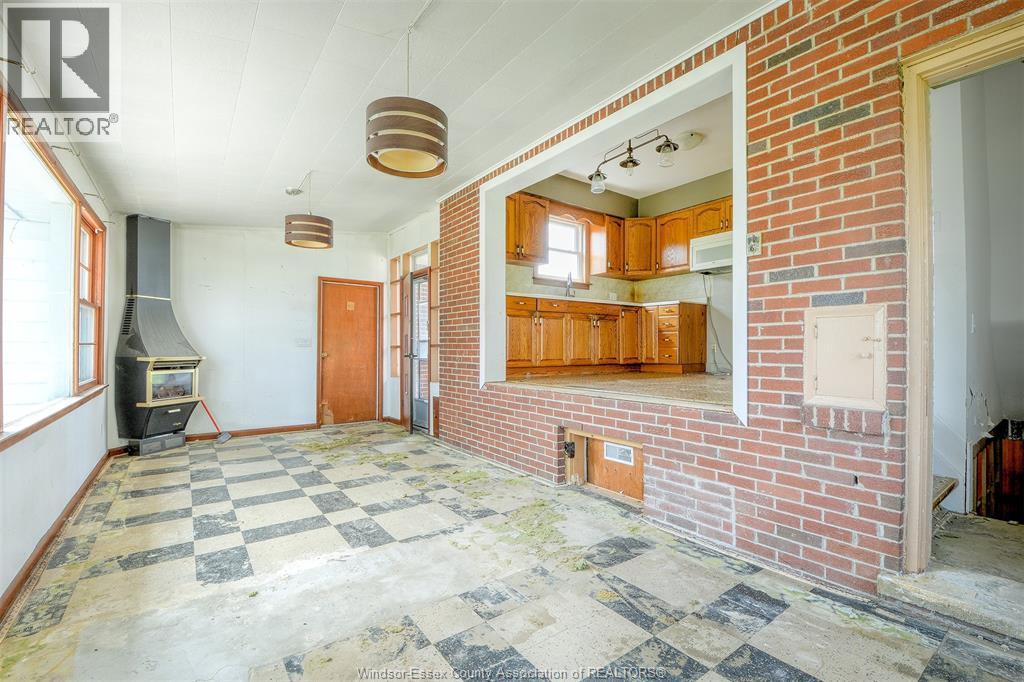 209 SANDWICH STREET North - 26