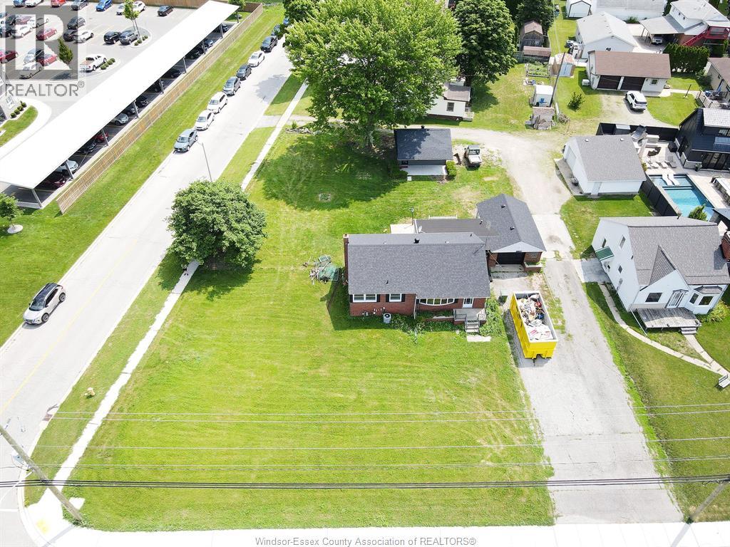 209 SANDWICH STREET North - 37