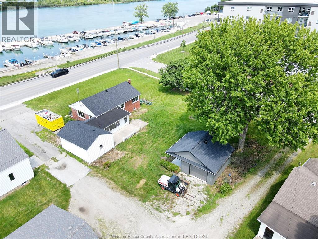 209 SANDWICH STREET North - 45