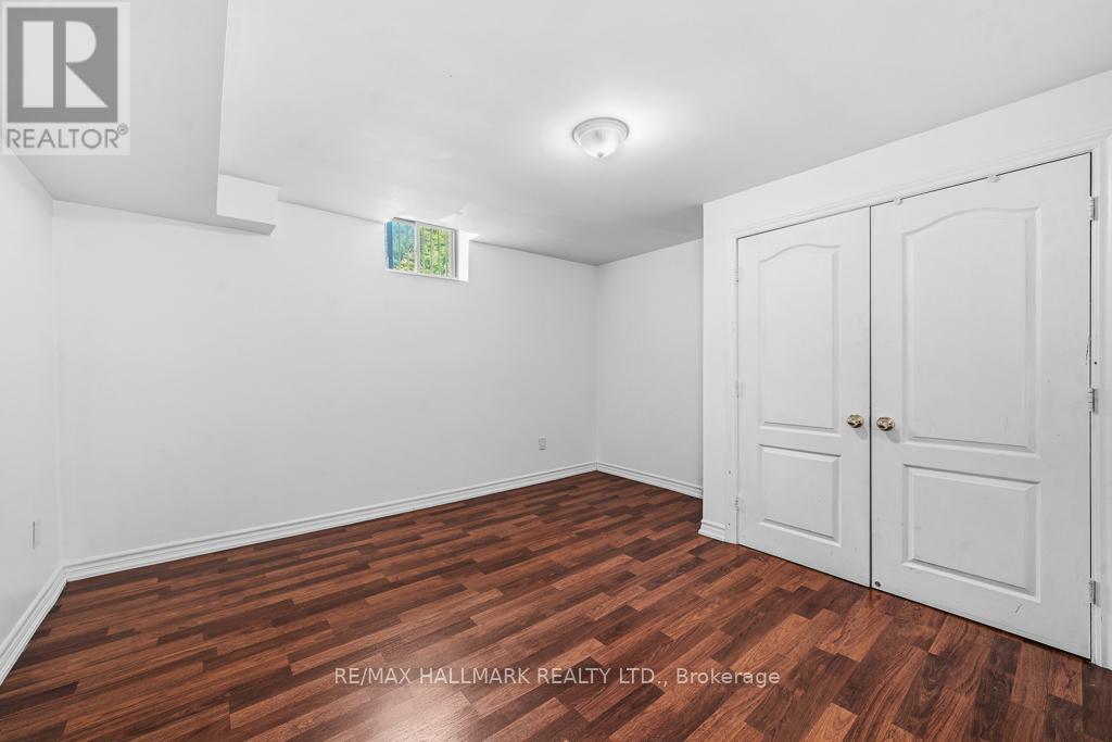 321 GRAND VELLORE CRESCENT - 42