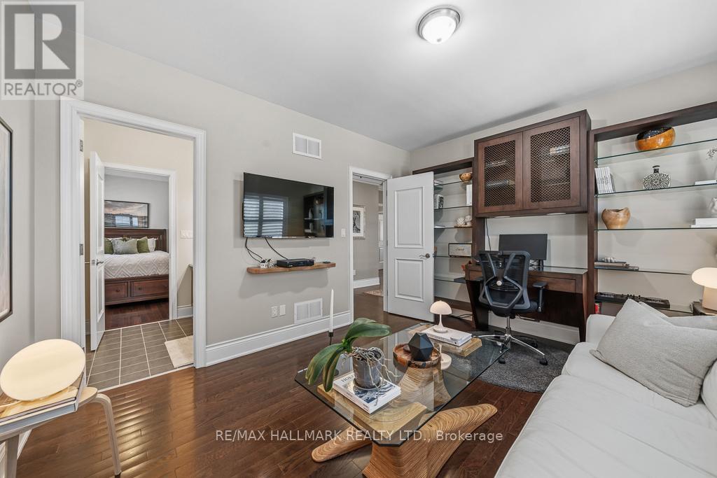 321 GRAND VELLORE CRESCENT - 31