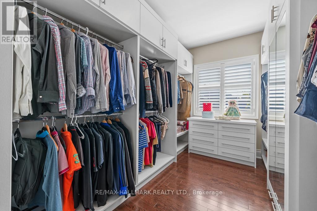 321 GRAND VELLORE CRESCENT - 23