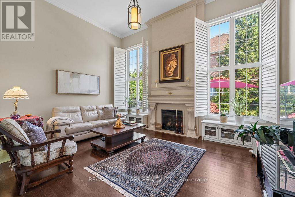 321 GRAND VELLORE CRESCENT - 17