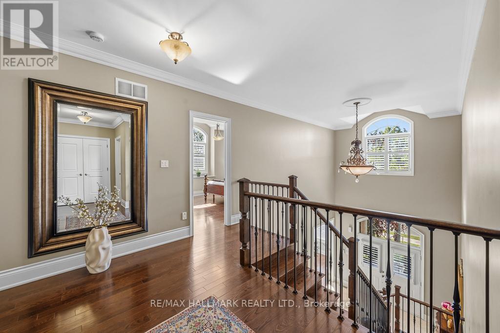 321 GRAND VELLORE CRESCENT - 18