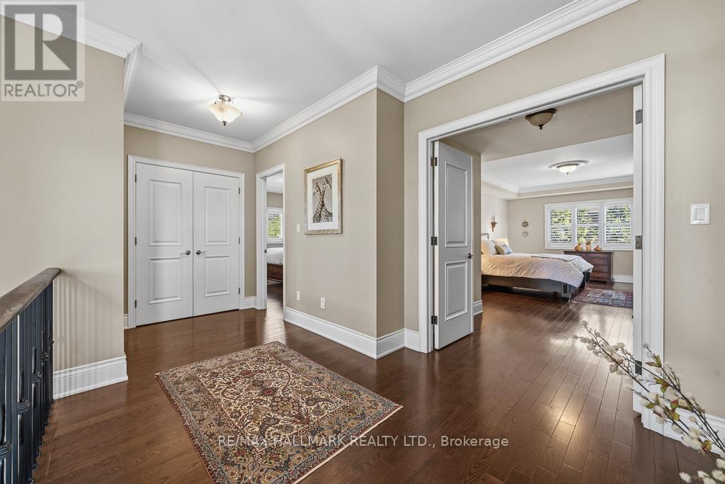 321 GRAND VELLORE CRESCENT - 19