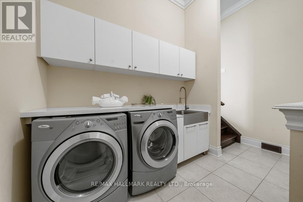 321 GRAND VELLORE CRESCENT - 35