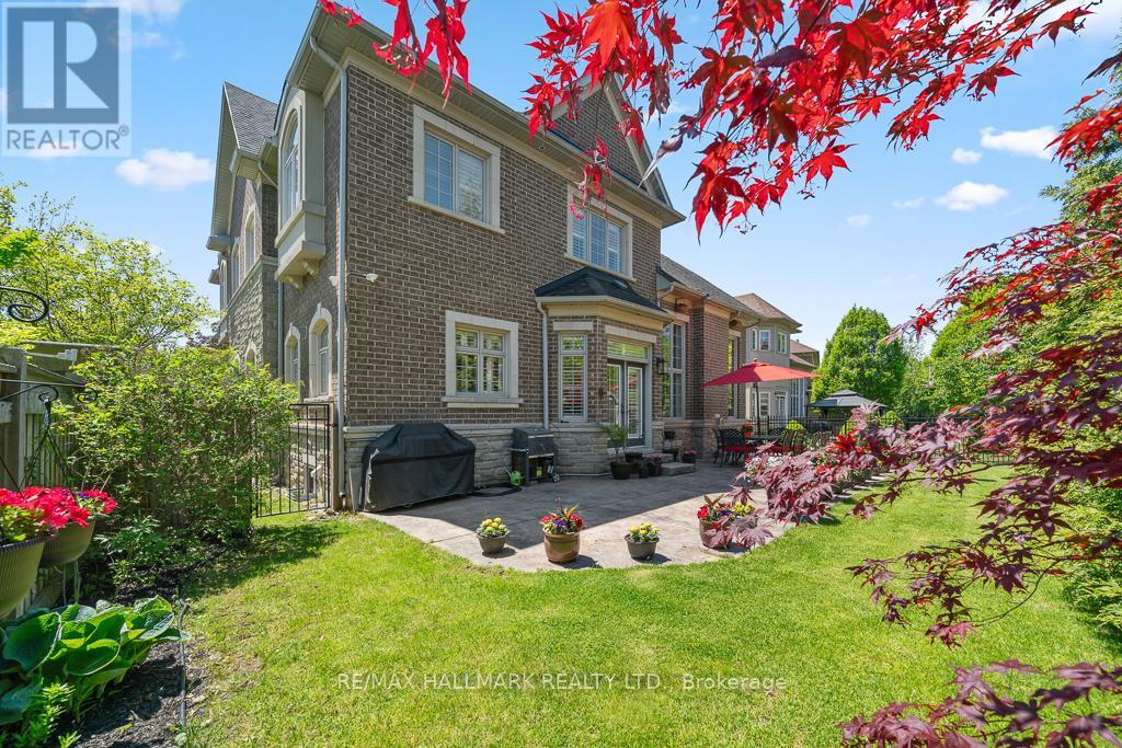 321 GRAND VELLORE CRESCENT - 2