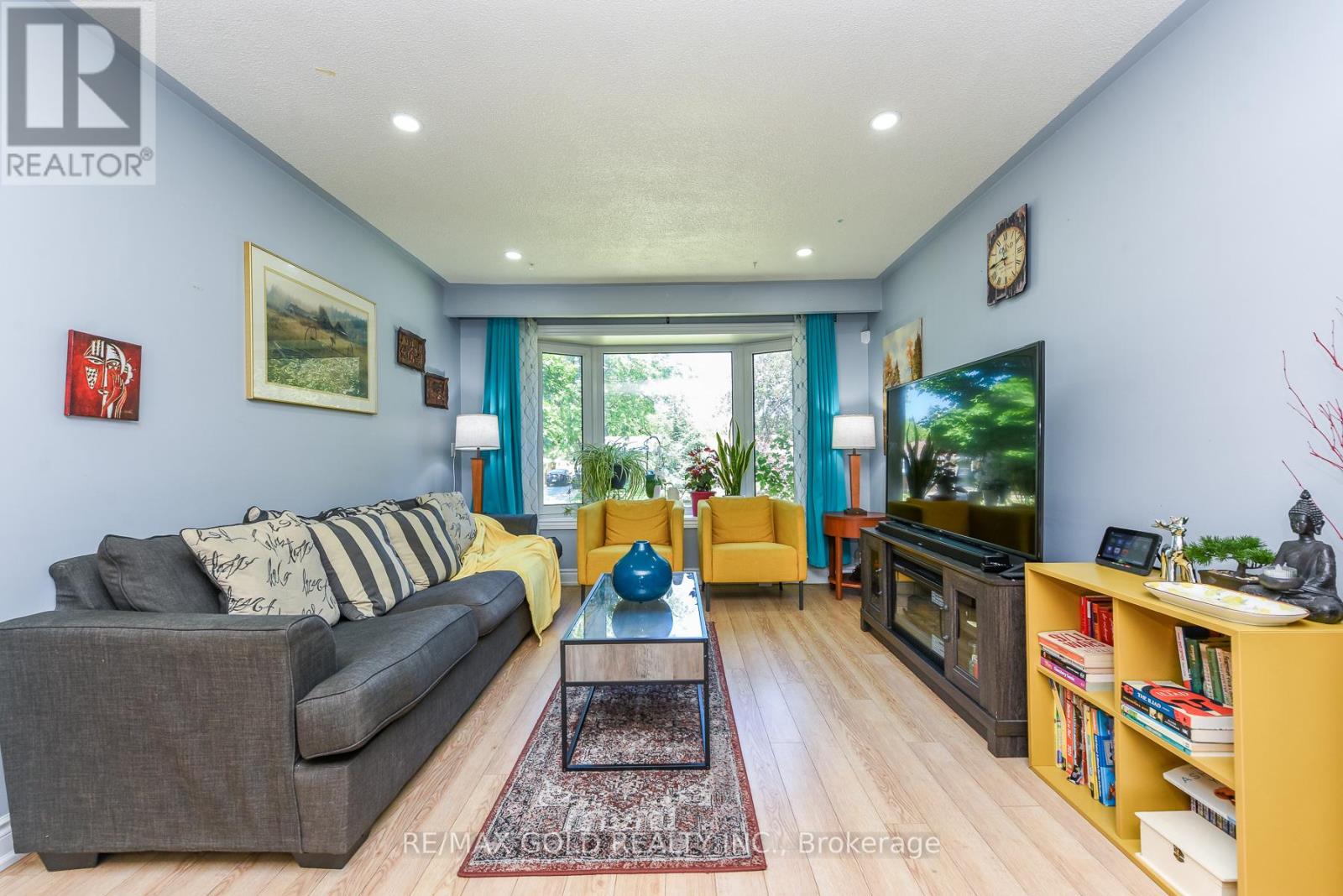 18 DRURY CRESCENT - 15