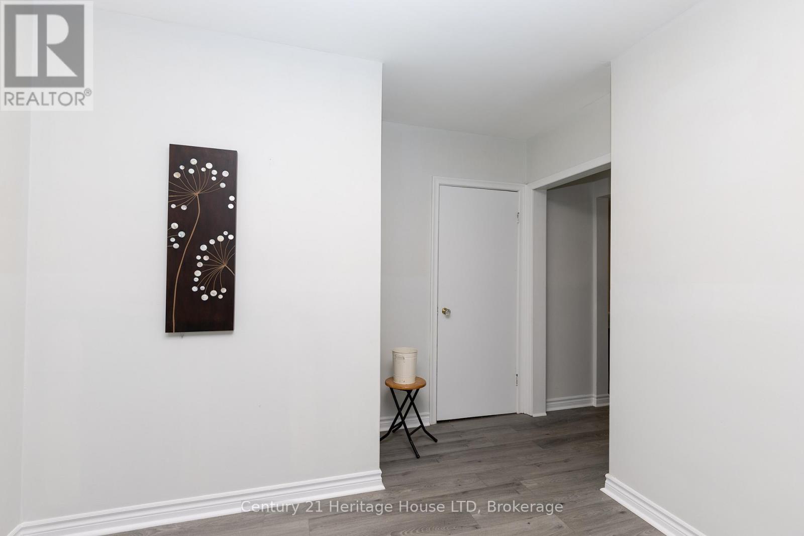 101 BUNTING ROAD - 10