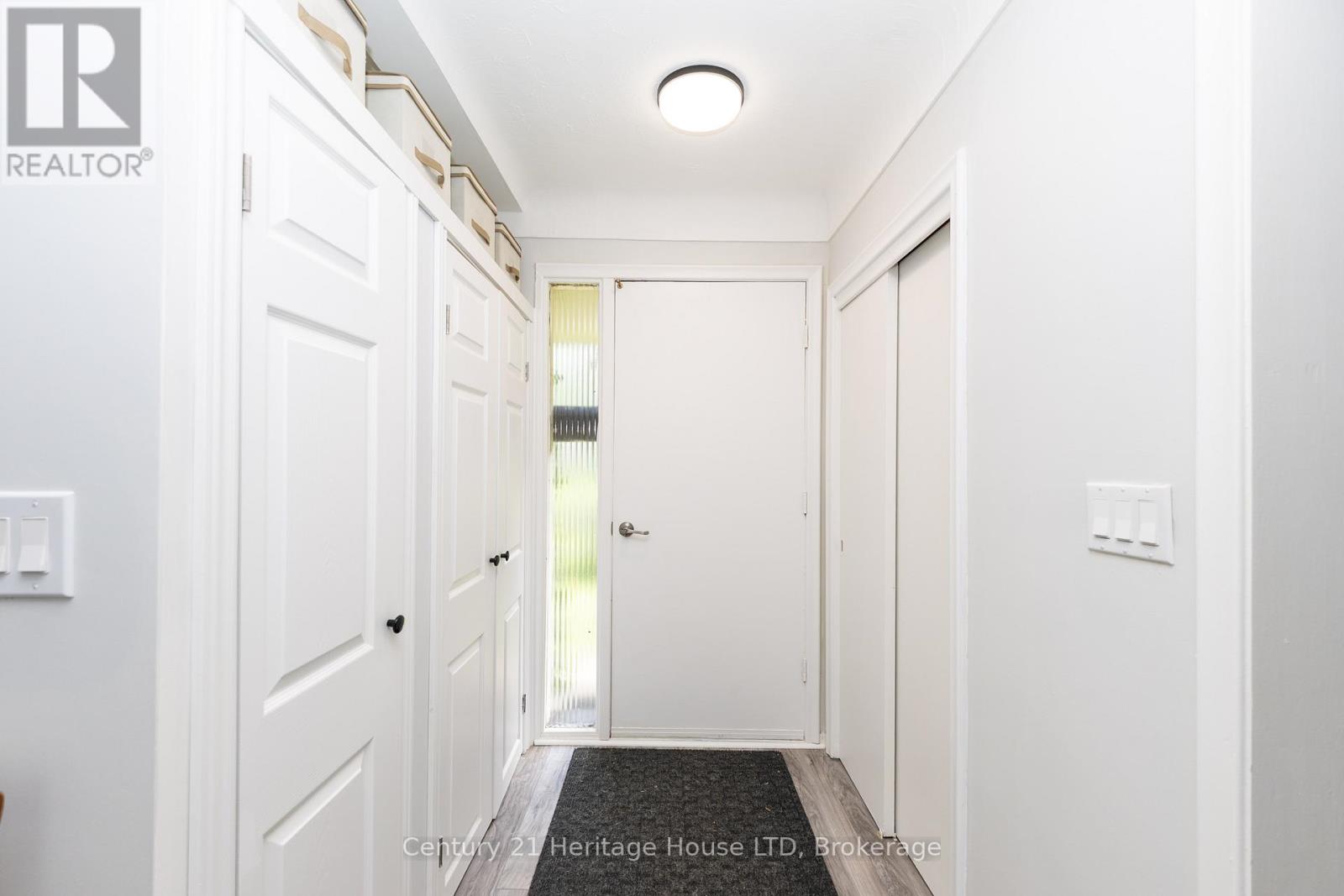 101 BUNTING ROAD - 2