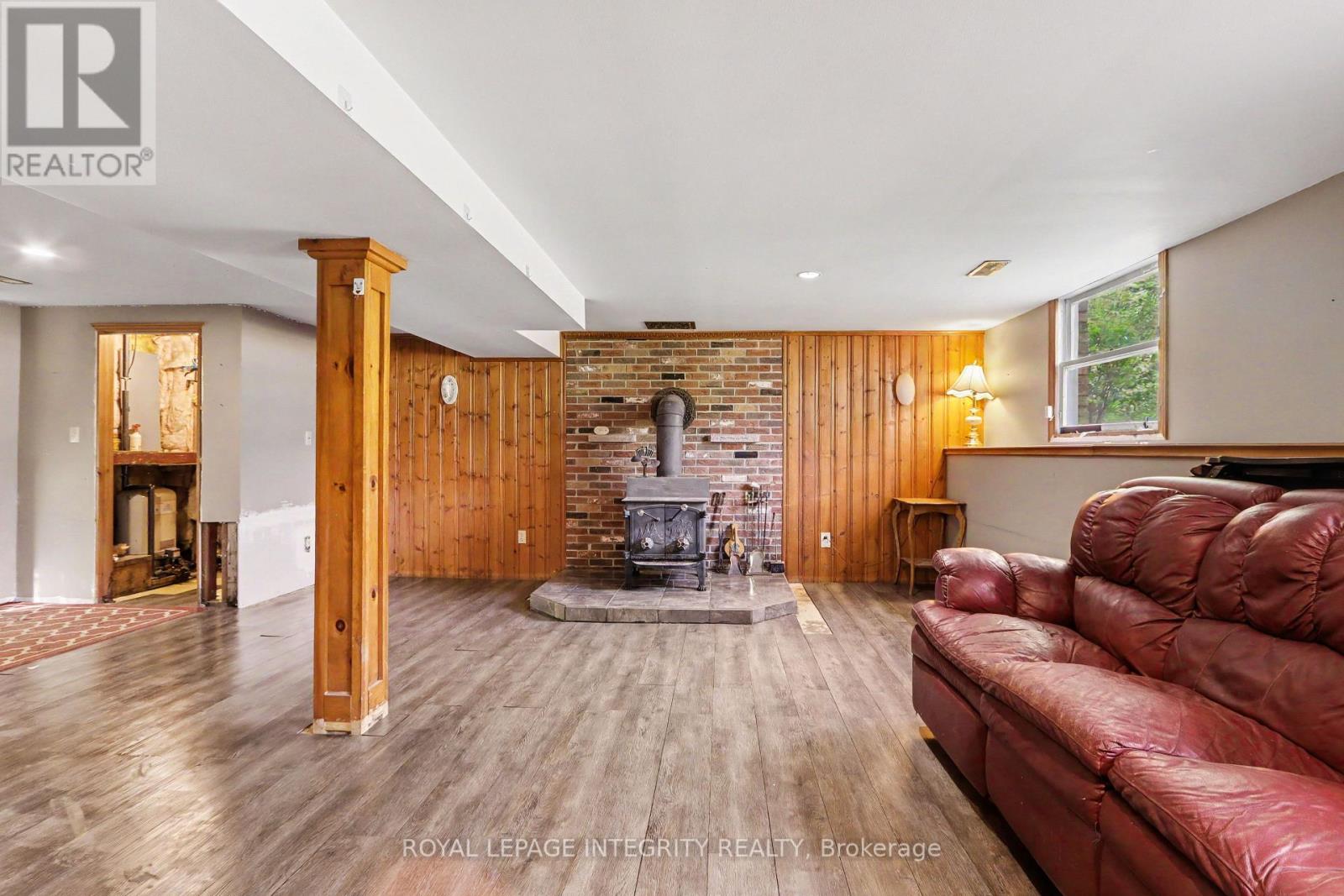2 TOWER ROAD - 19