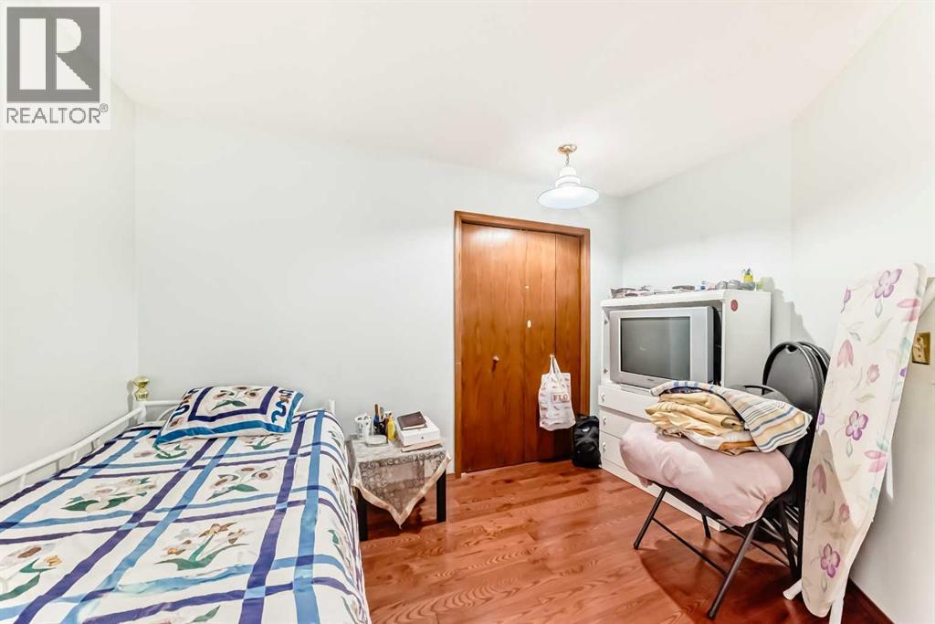 131 Varsity Estates Terrace NW - 25