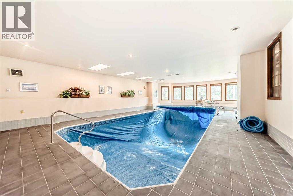 131 Varsity Estates Terrace NW - 36