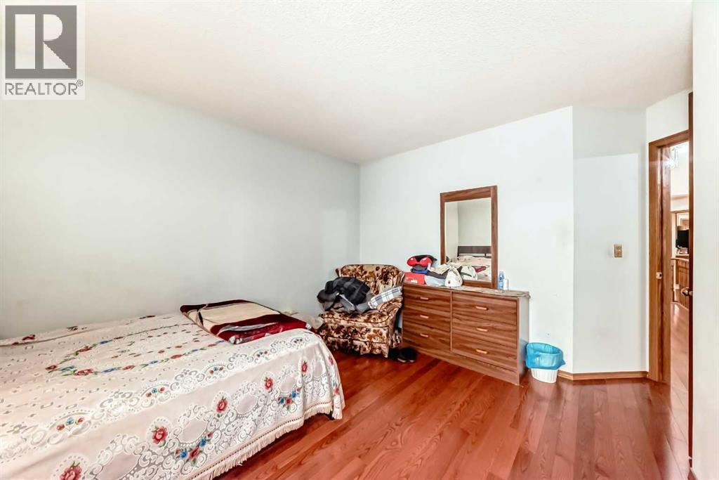 131 Varsity Estates Terrace NW - 24