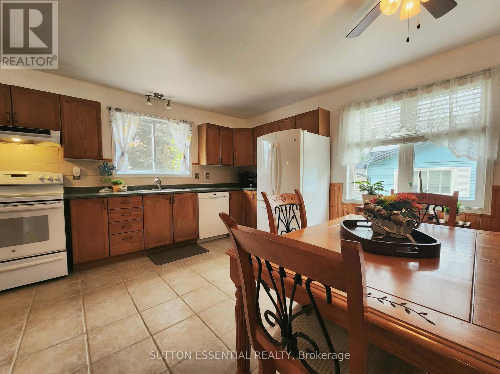 5128 MEADOWLAND DRIVE - 10