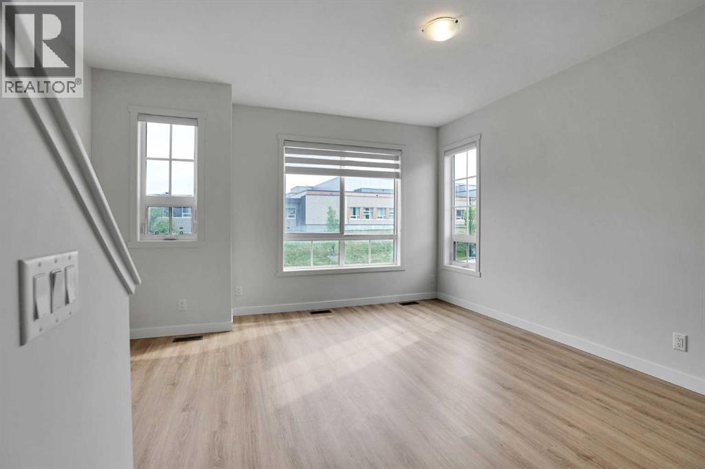 986 Sherwood Boulevard NW - 15