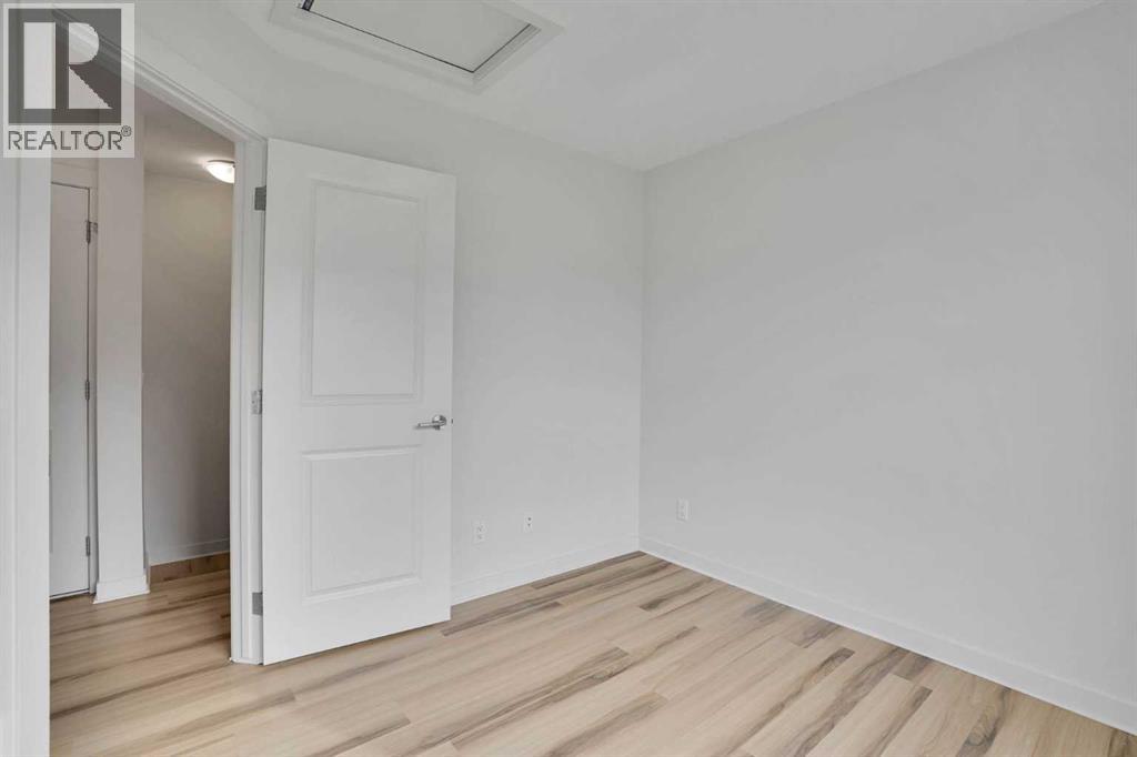 986 Sherwood Boulevard NW - 28
