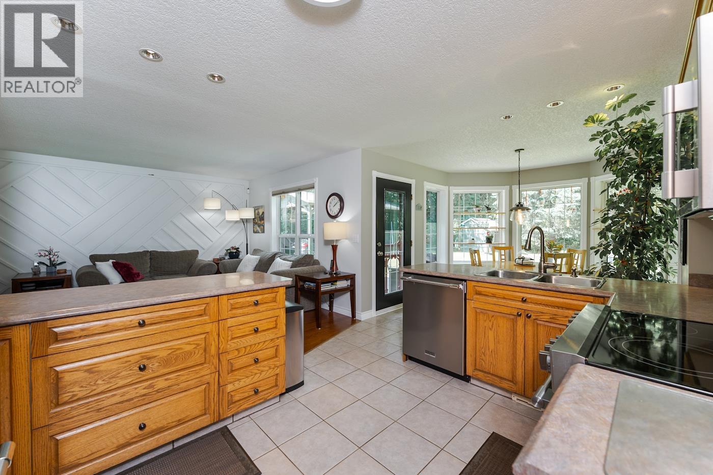 9170 SUNSET PLACE - 16