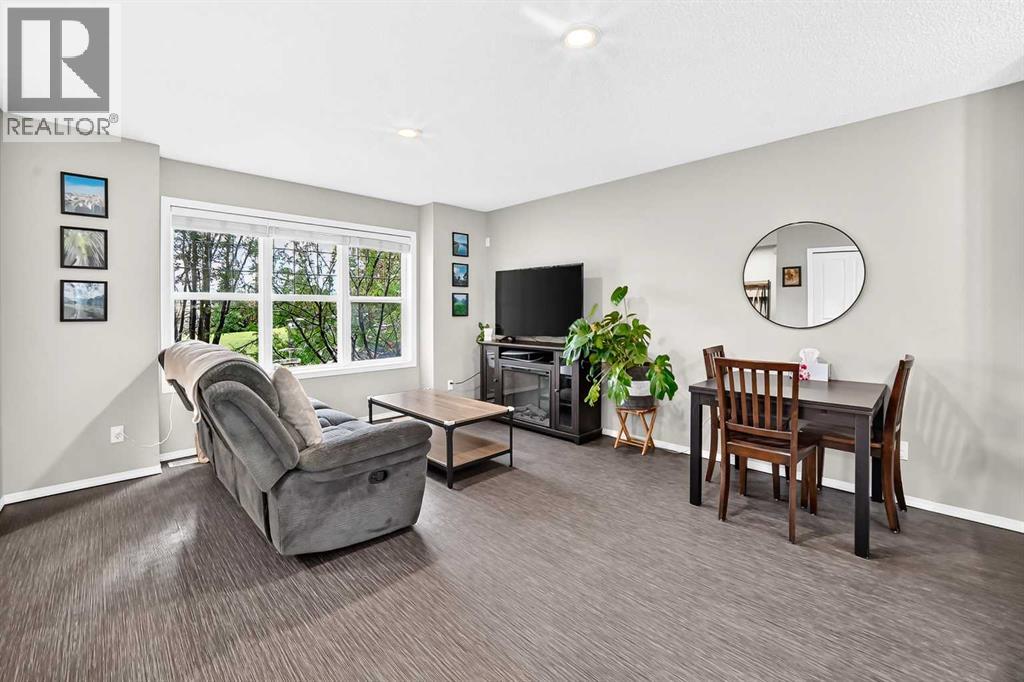 22 Everwillow Circle SW - 7