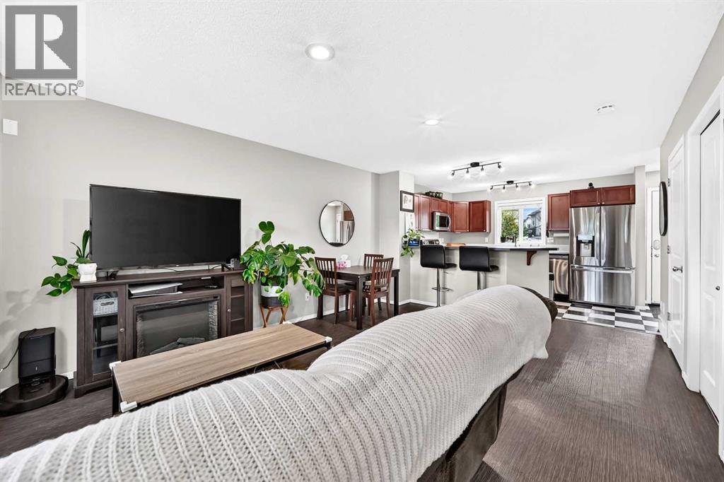 22 Everwillow Circle SW - 4