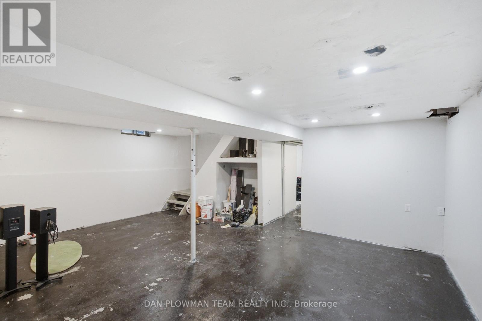 1185 NORMAN COURT - 13