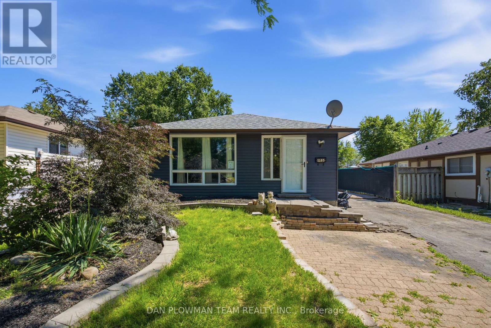 1185 NORMAN COURT - 1