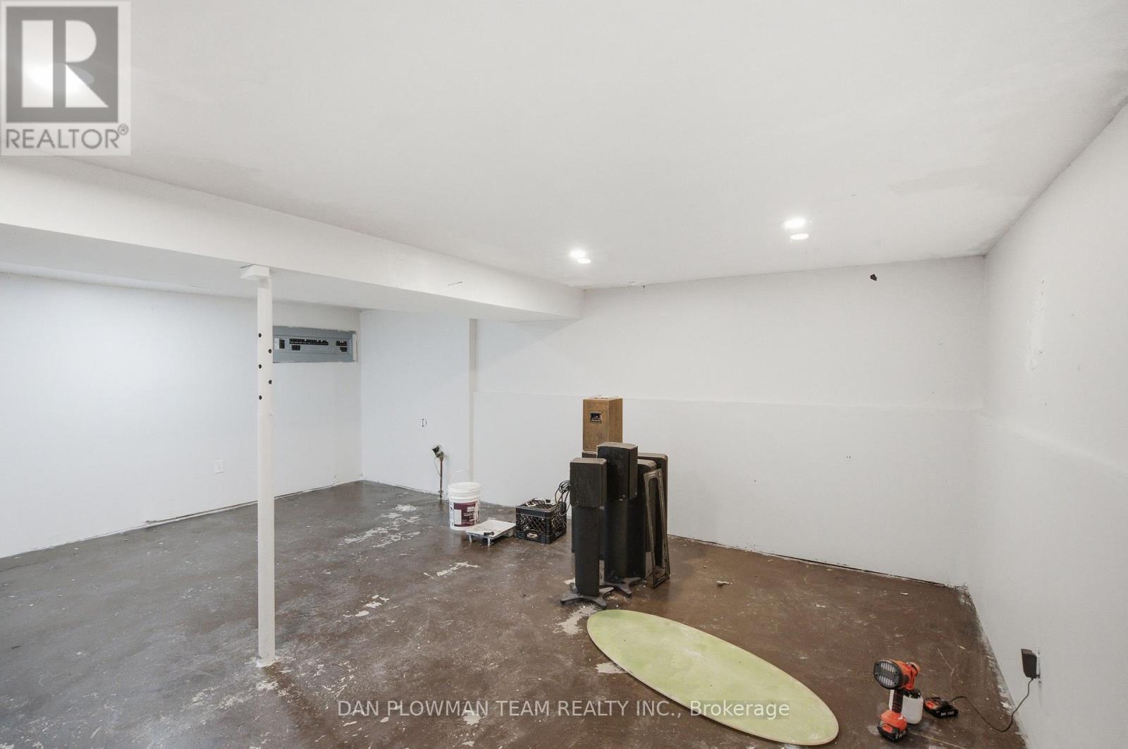 1185 NORMAN COURT - 14