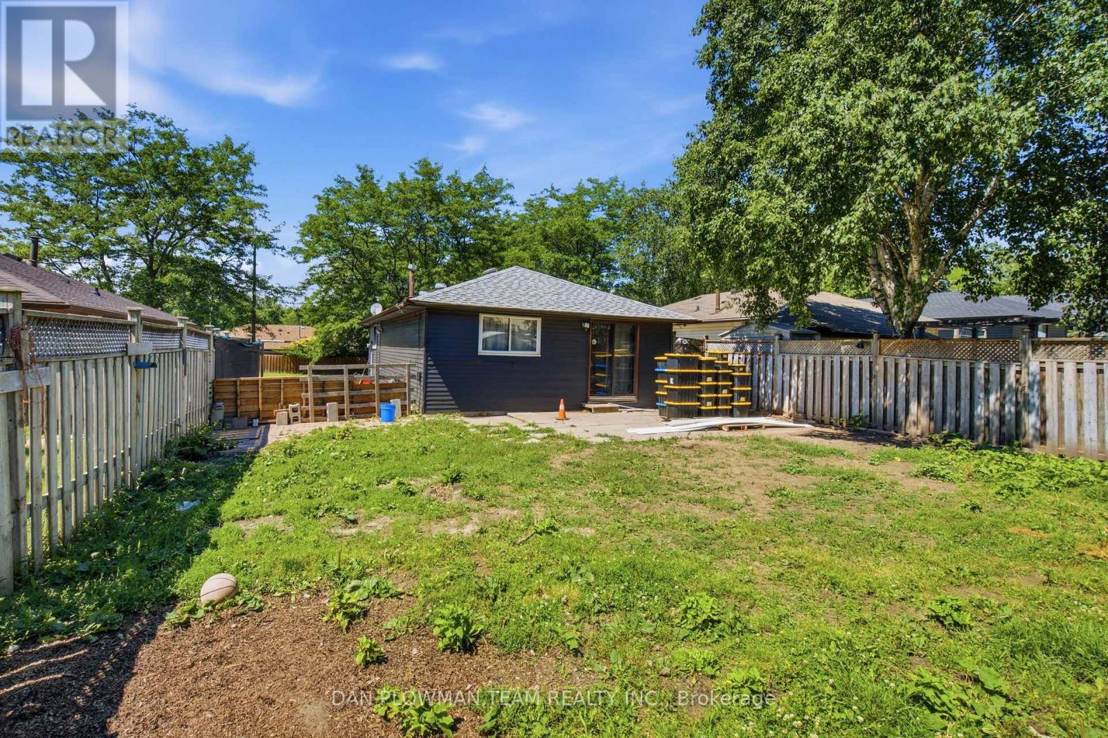 1185 NORMAN COURT - 16
