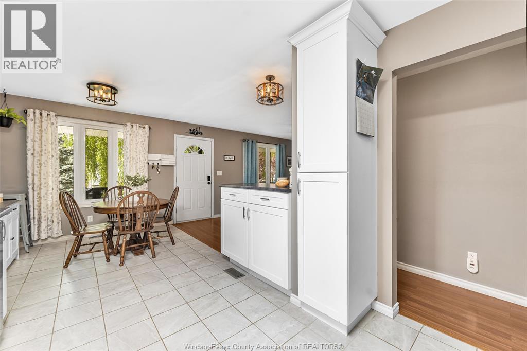 114 GLOUCESTER DRIVE - 15