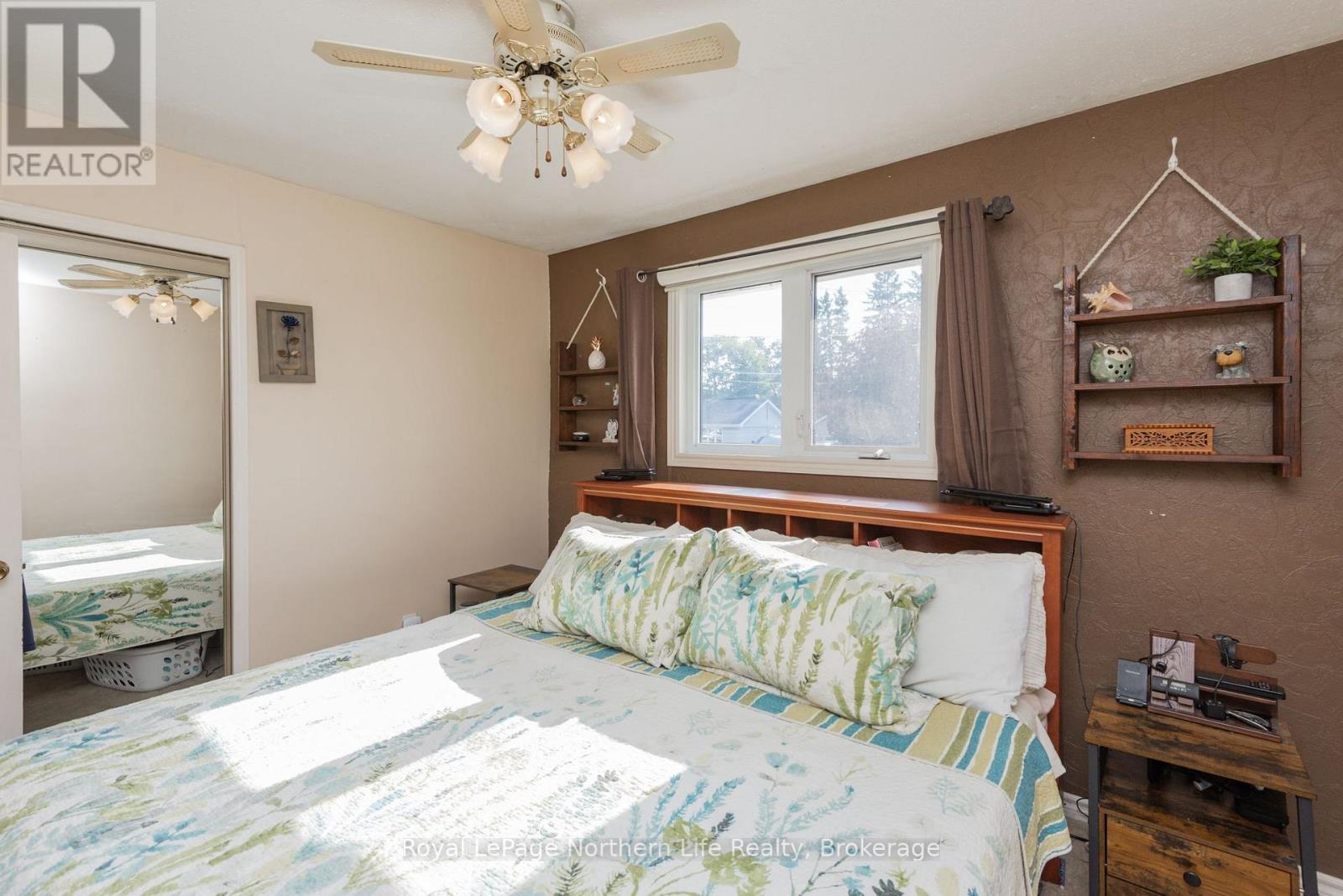 1052 FROST STREET - 15