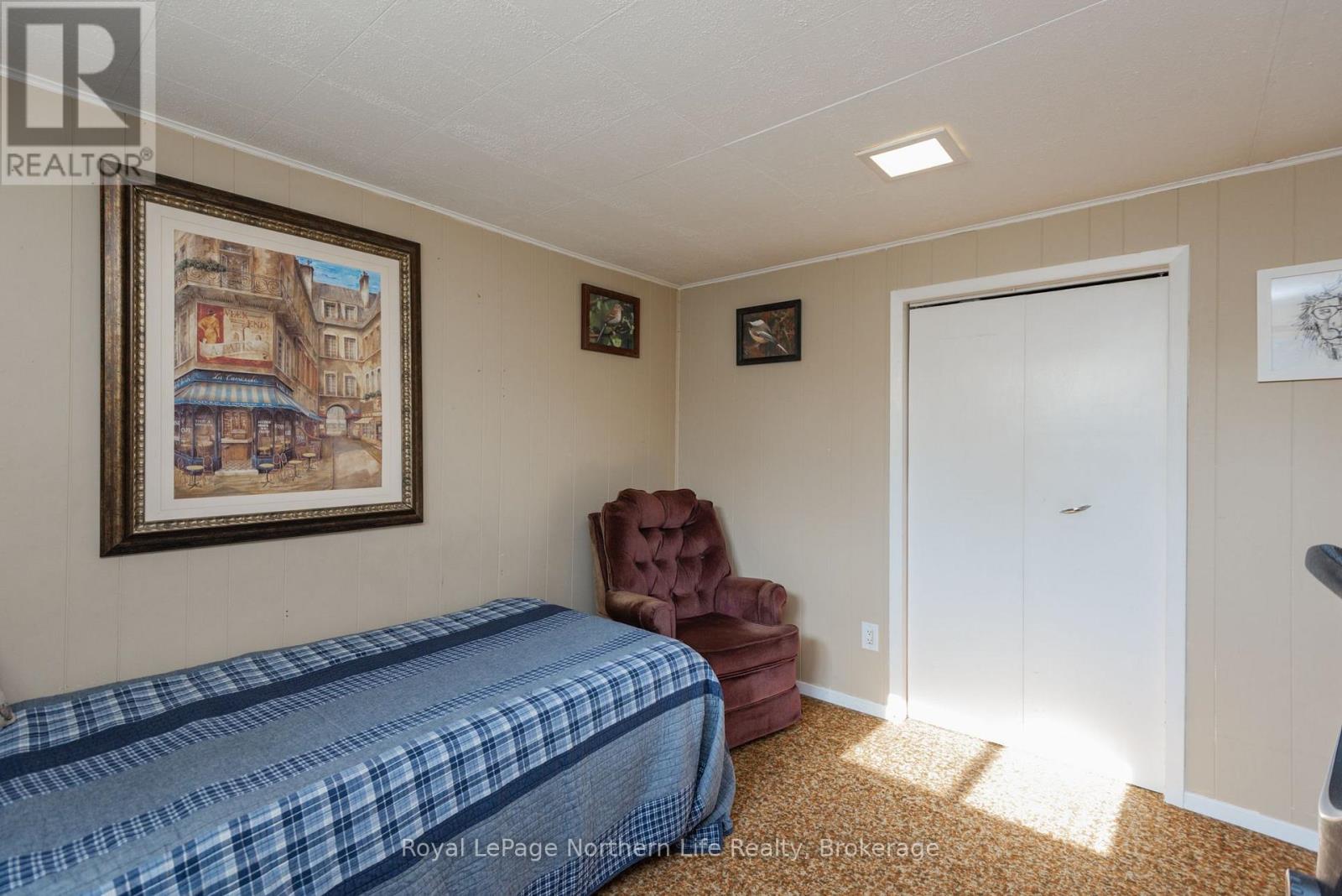 1052 FROST STREET - 27