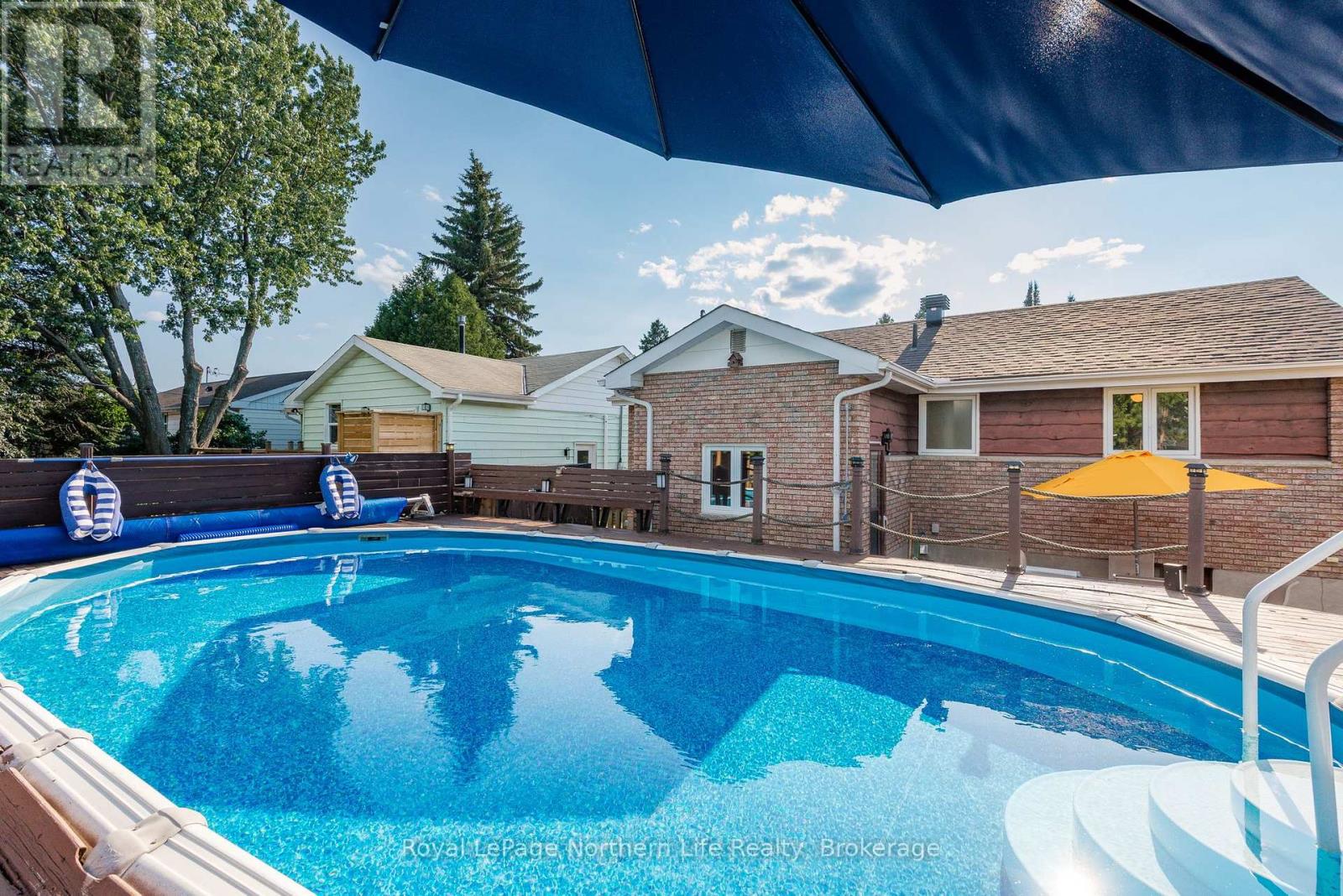 1052 FROST STREET - 37