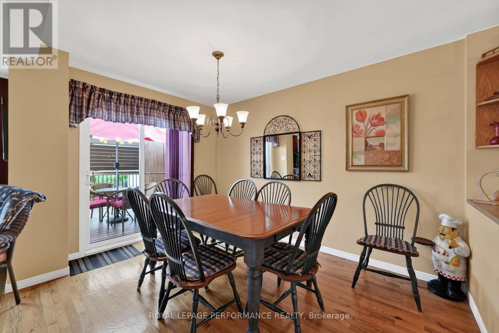 522 JASE STREET - 12