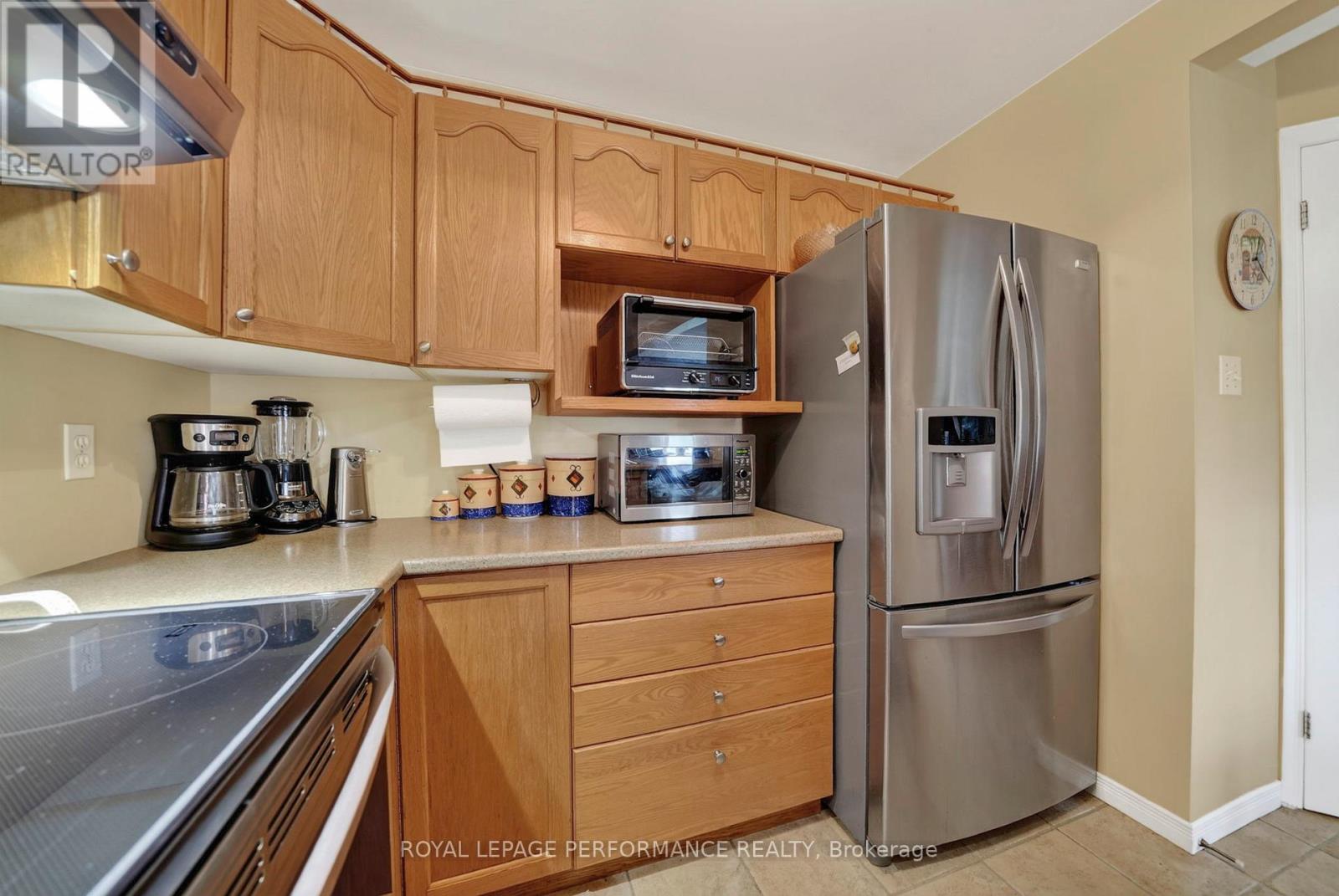 522 JASE STREET - 16