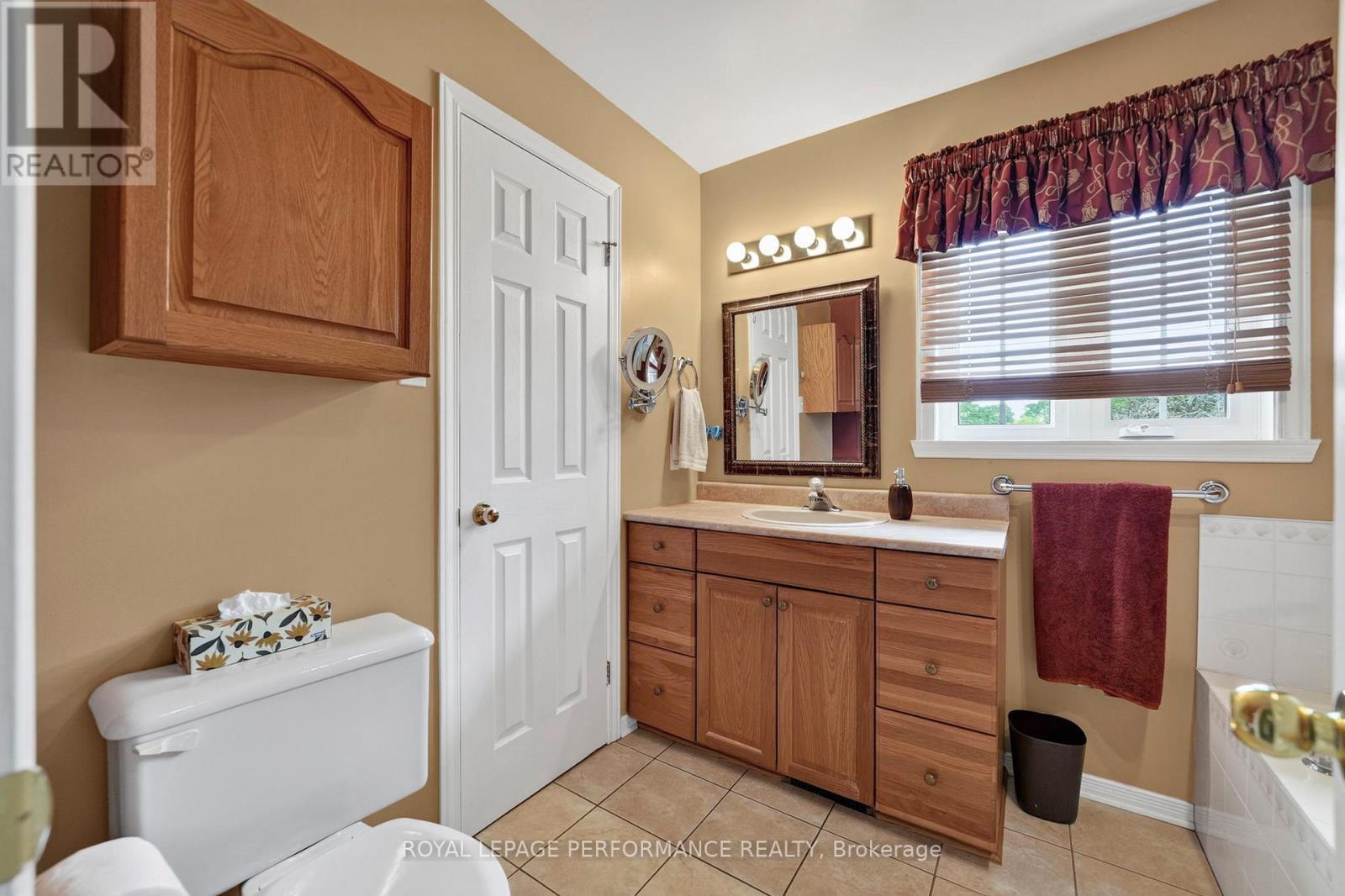 522 JASE STREET - 17