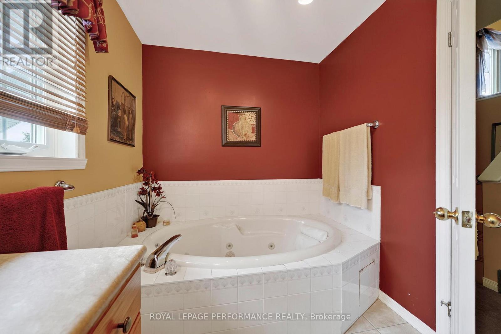 522 JASE STREET - 18