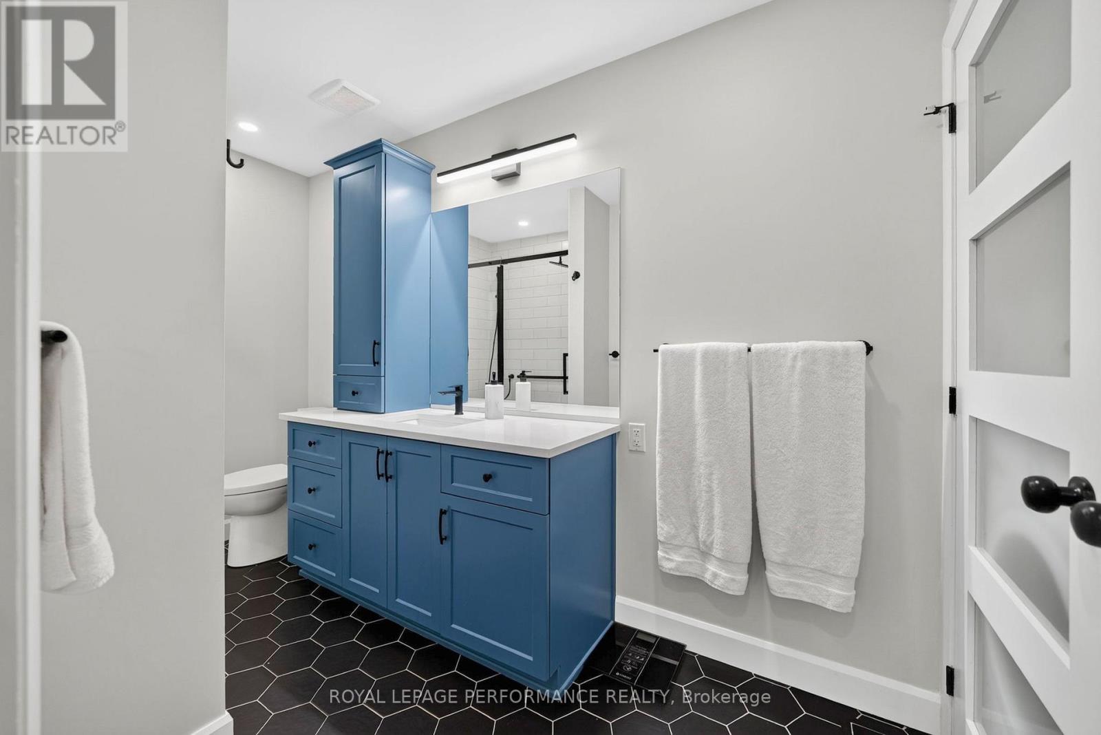 522 JASE STREET - 29