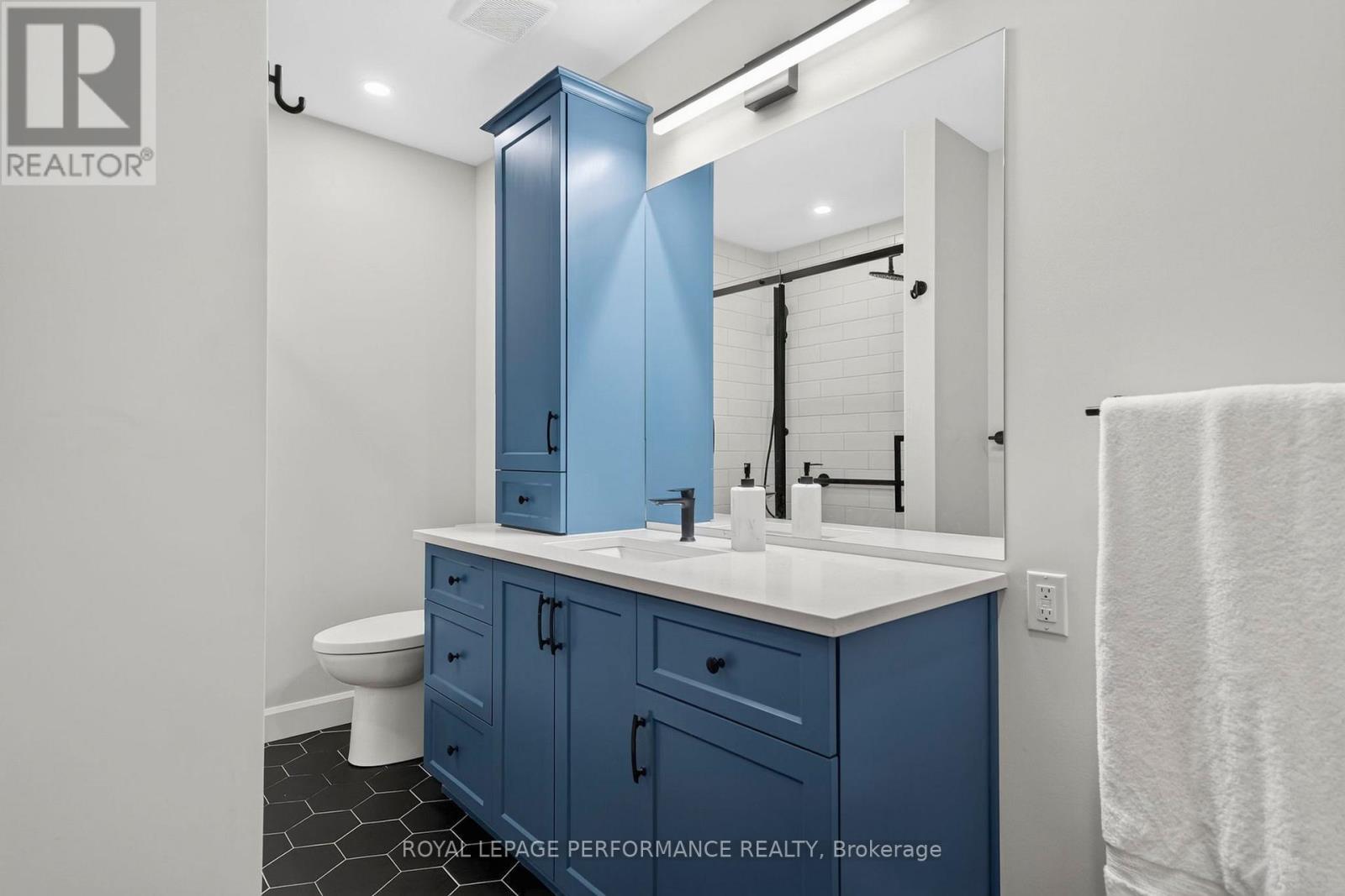 522 JASE STREET - 30