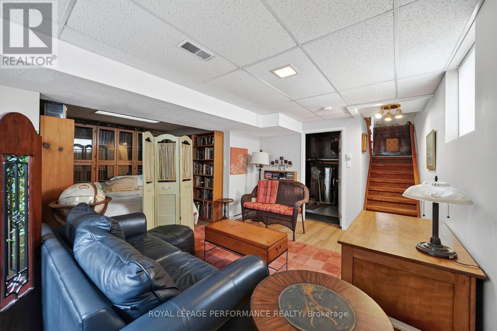 522 JASE STREET - 35