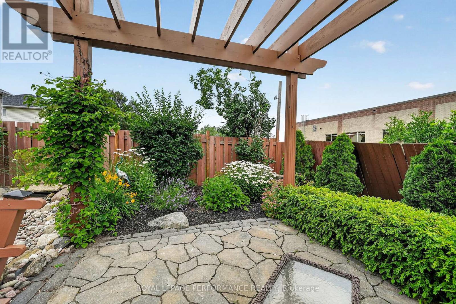 522 JASE STREET - 41