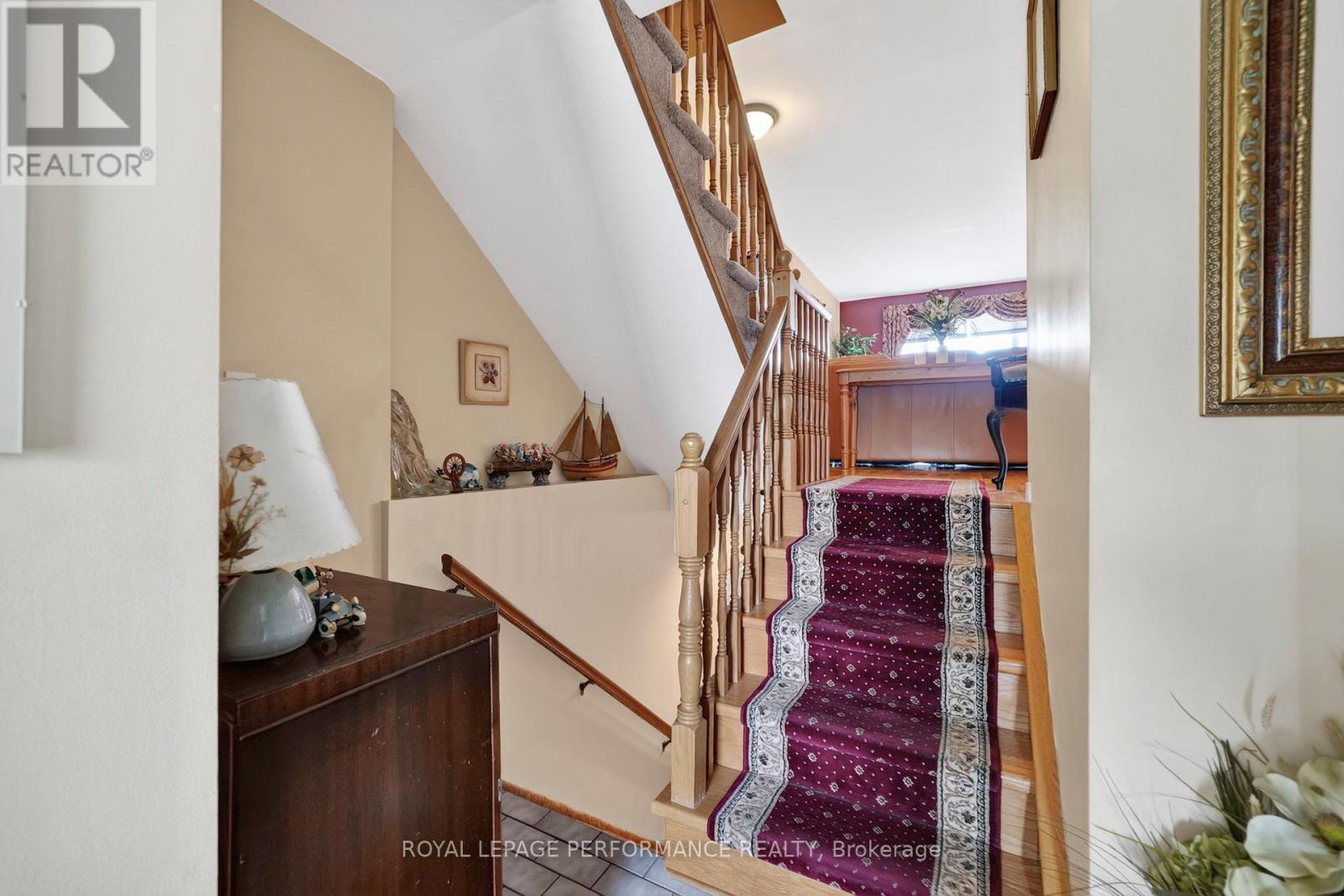 522 JASE STREET - 7