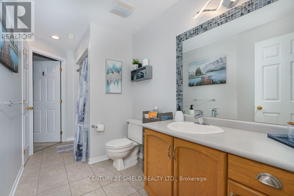 1840 BELVEDERE CRESCENT - 25