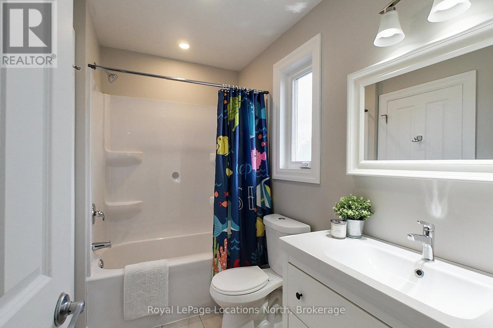 225 QUEBEC STREET - 22