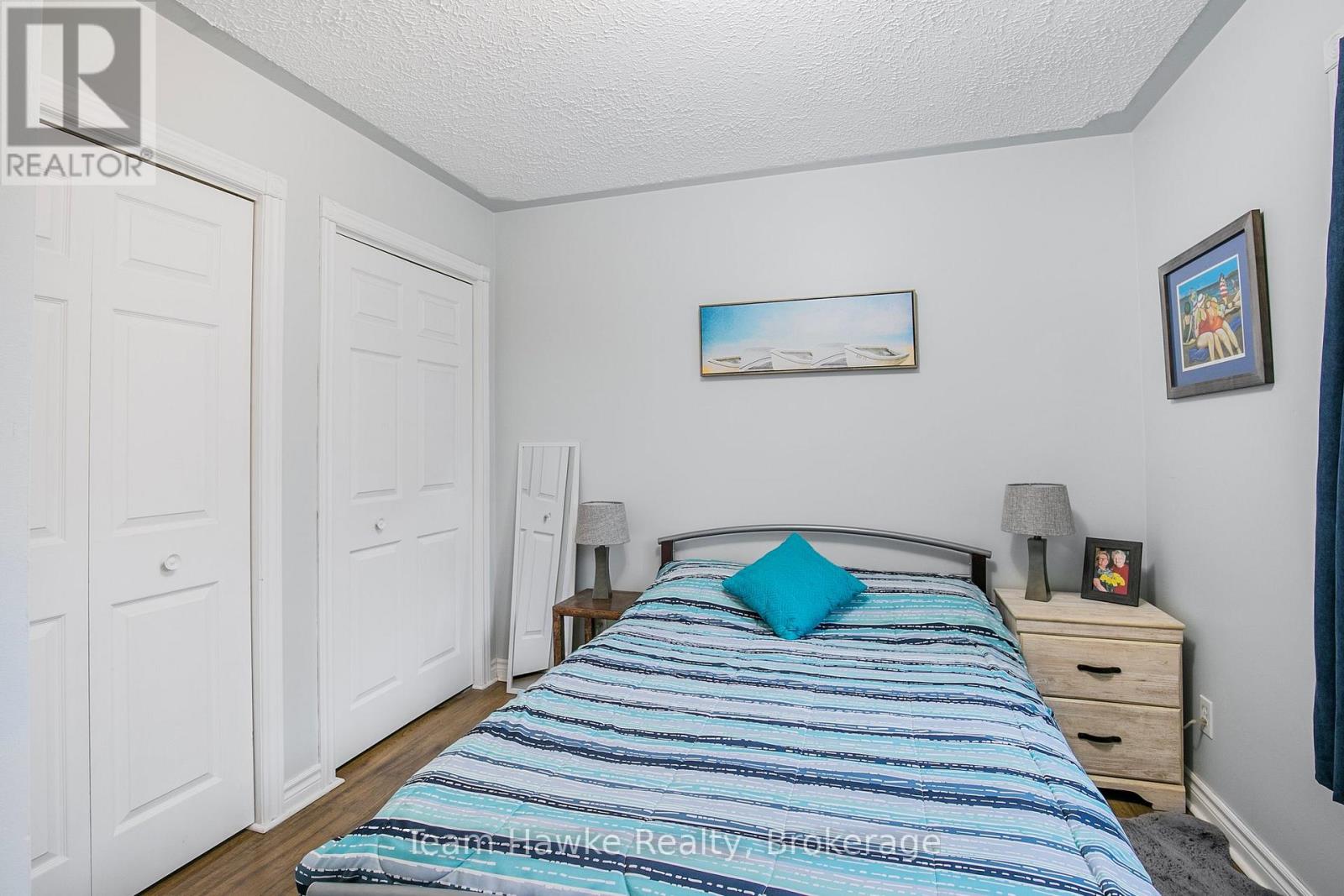22 LAURIER BOULEVARD - 15