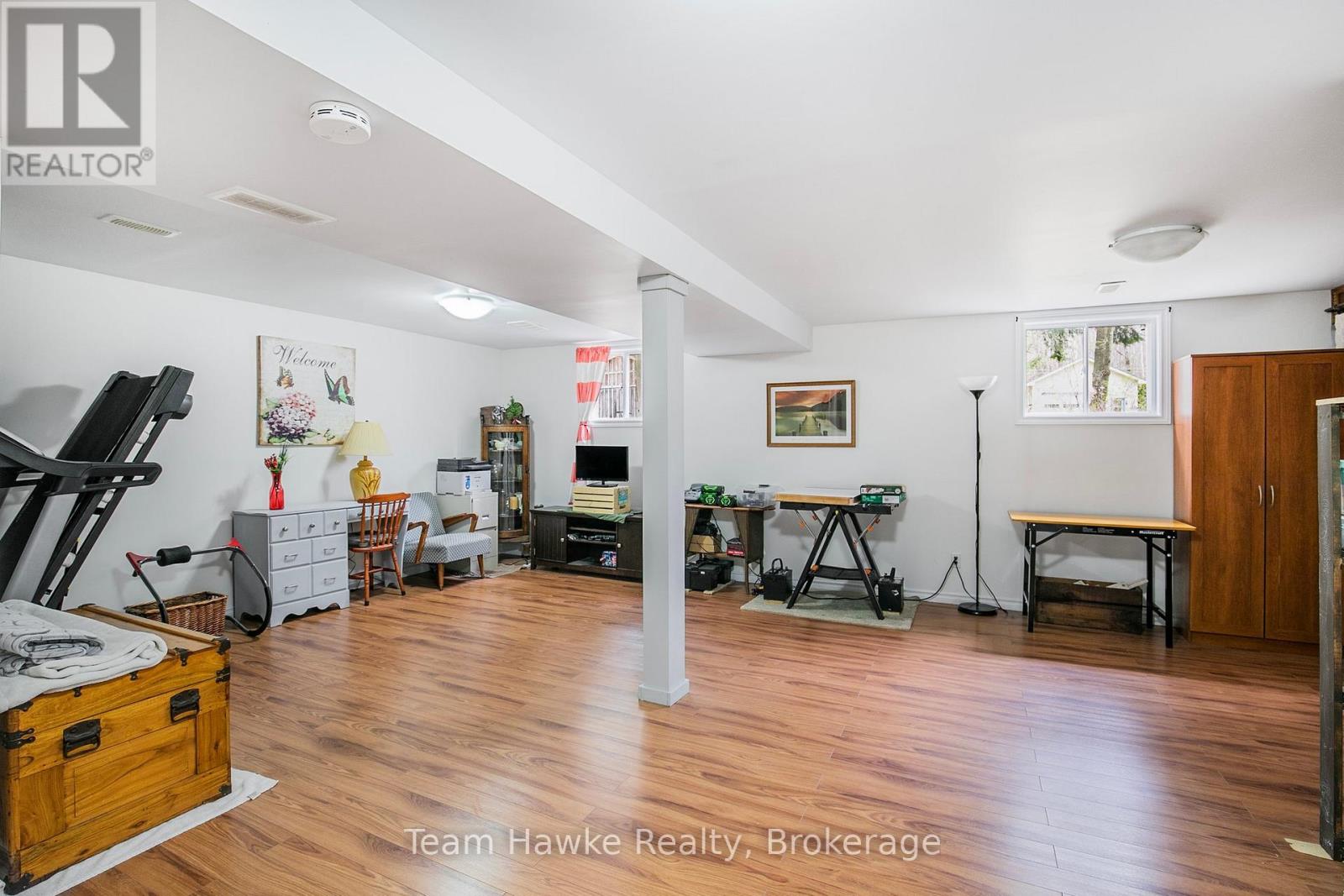 22 LAURIER BOULEVARD - 20