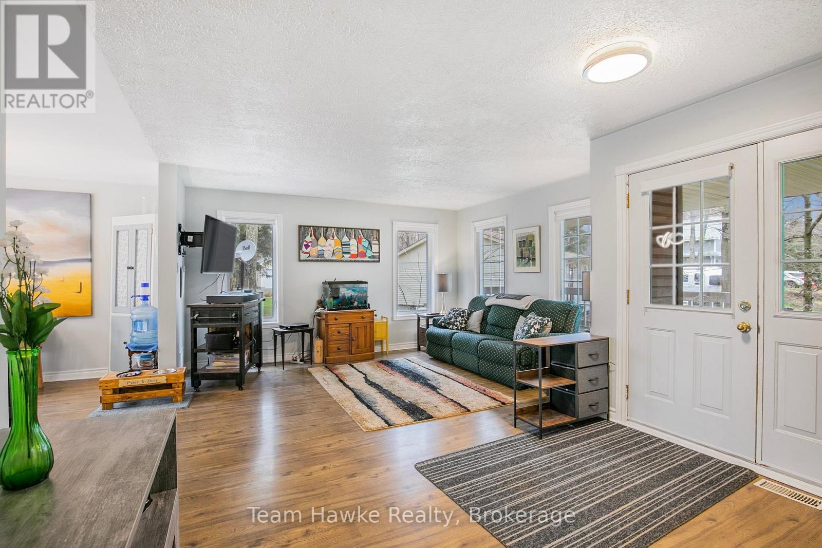 22 LAURIER BOULEVARD - 5